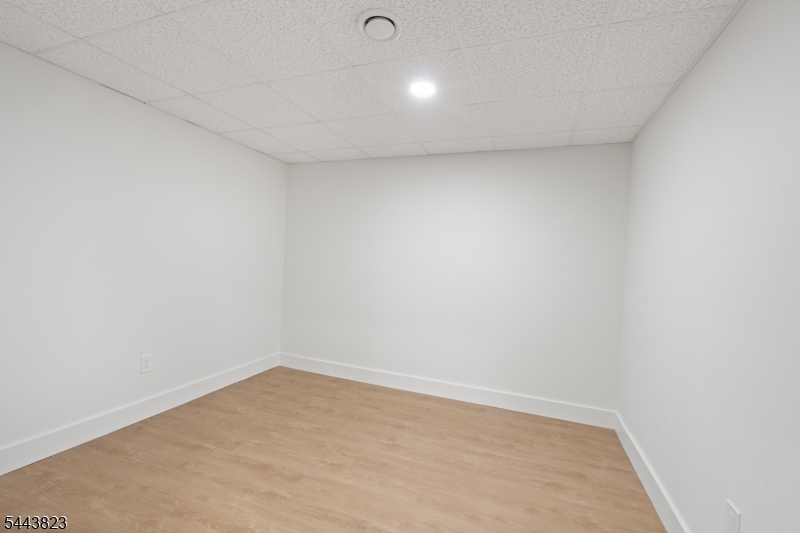 125 Main Street Hampton, NJ 08827 - Photo 24 of 39