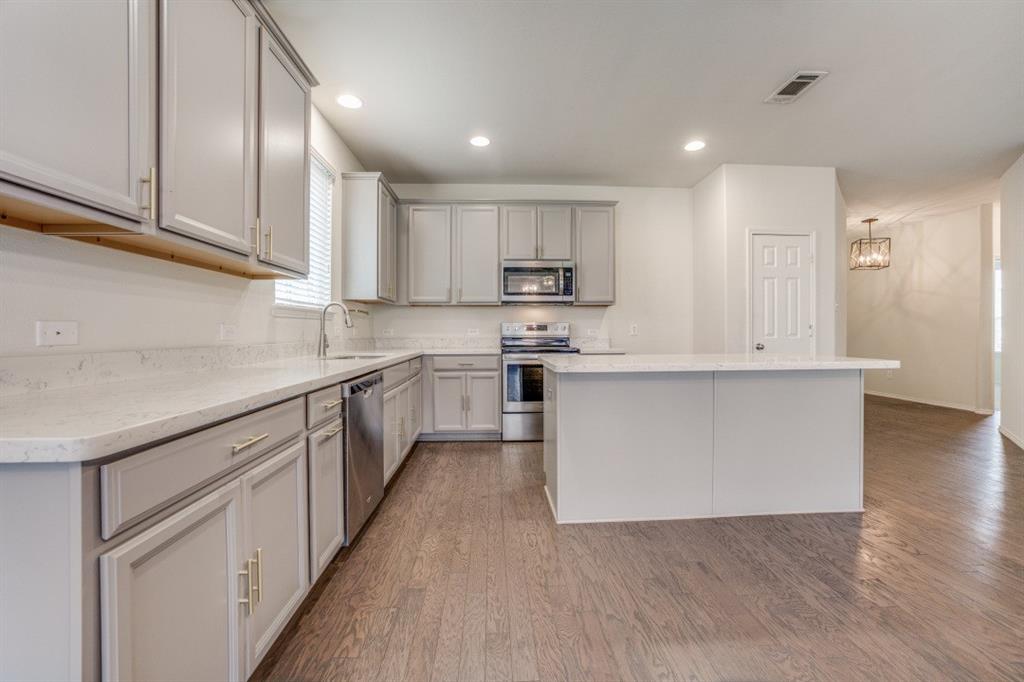 2014 Avondown Road Forney, TX 75126 - Photo 6 of 12