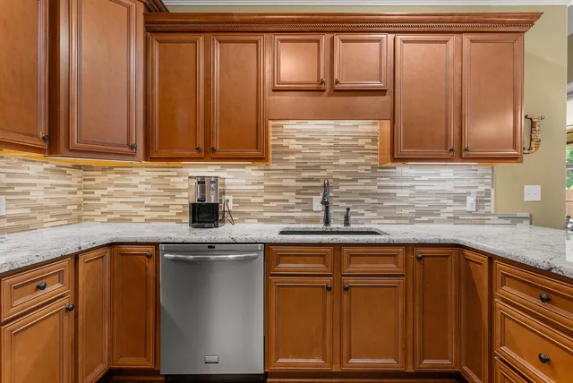 $575,000 | 125 Huntington Drive, Rossville, TN 38066