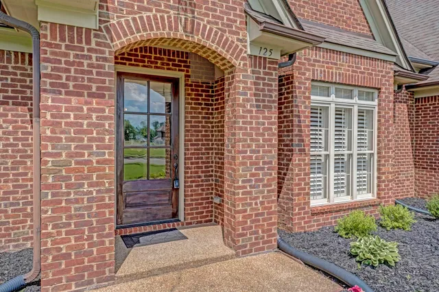 $575,000 | 125 Huntington Drive, Rossville, TN 38066