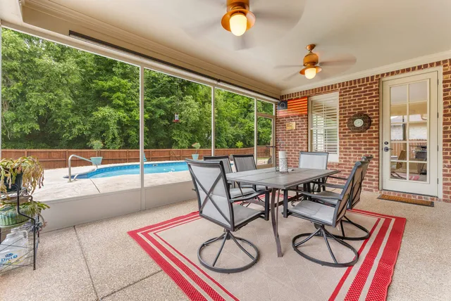 $575,000 | 125 Huntington Drive, Rossville, TN 38066