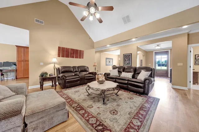 $575,000 | 125 Huntington Drive, Rossville, TN 38066