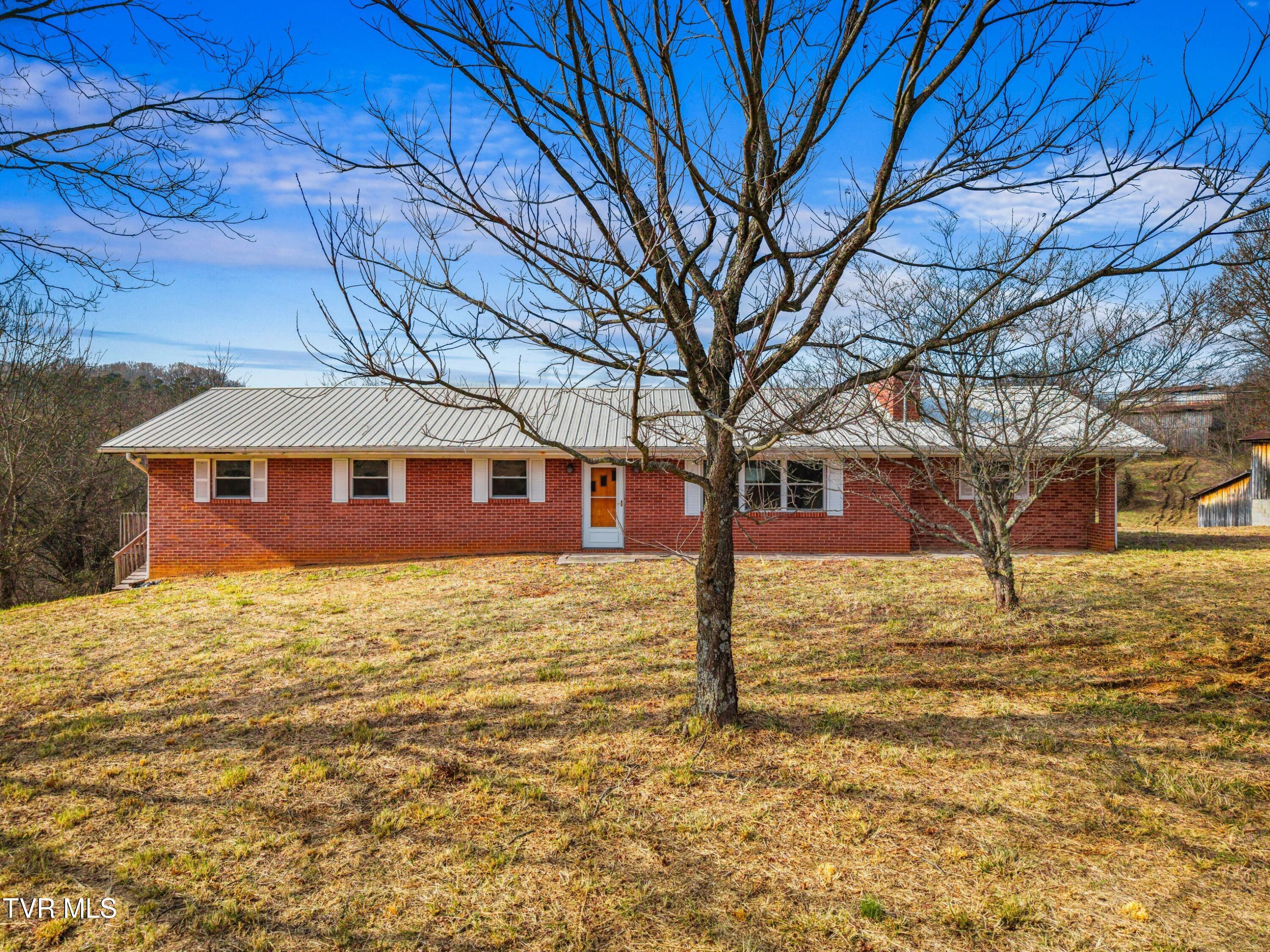 001-3000WhirlwindRoad-Greeneville-TN-377
