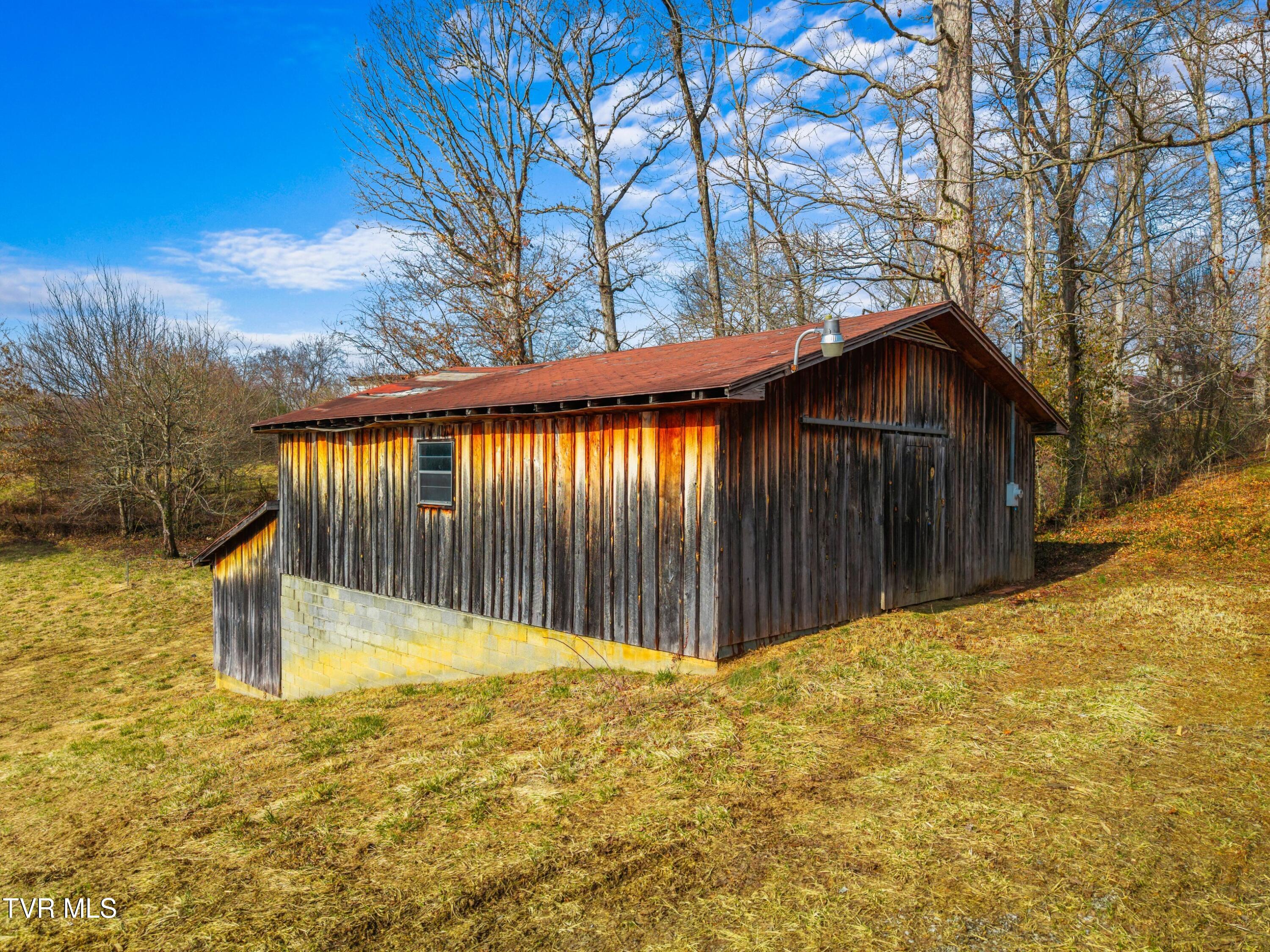 003-3000WhirlwindRoad-Greeneville-TN-377