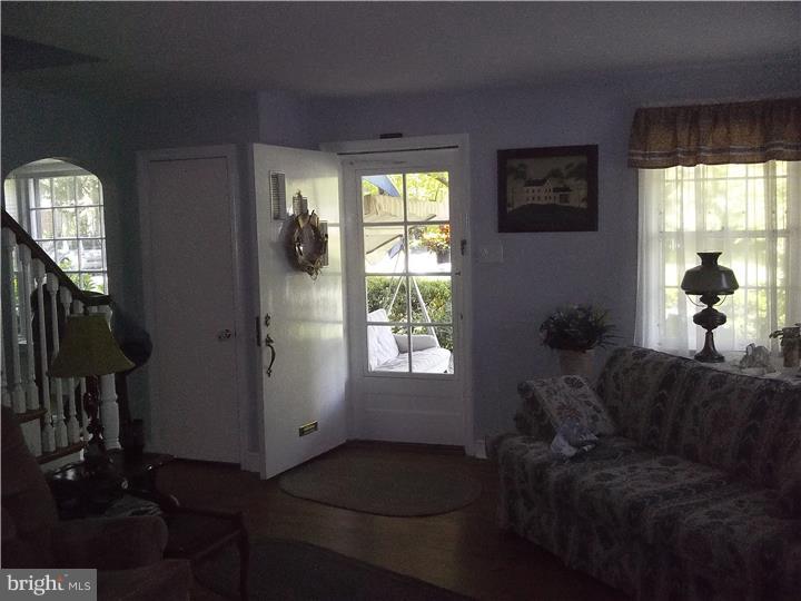 6 Lawnside Road Cheltenham, PA 19012 - Photo 6 of 18 Gallery Image 6