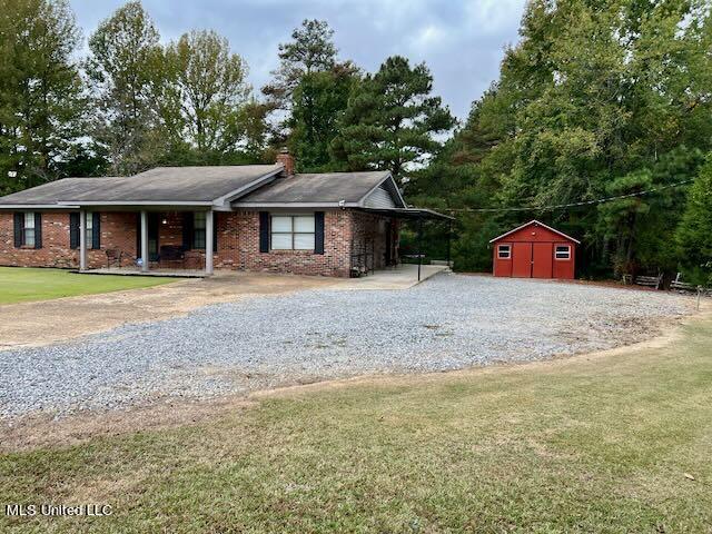 5046 Higdon Road Holly Springs, MS 38635 - Photo 3 of 34 Side Driveway View