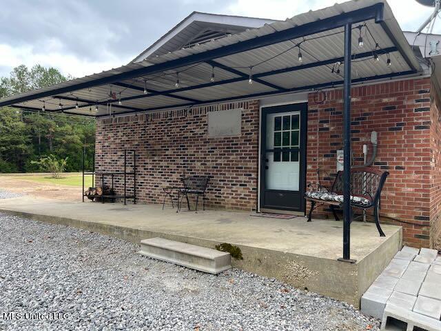 5046 Higdon Road Holly Springs, MS 38635 - Photo 4 of 34 Side Porch / Carport