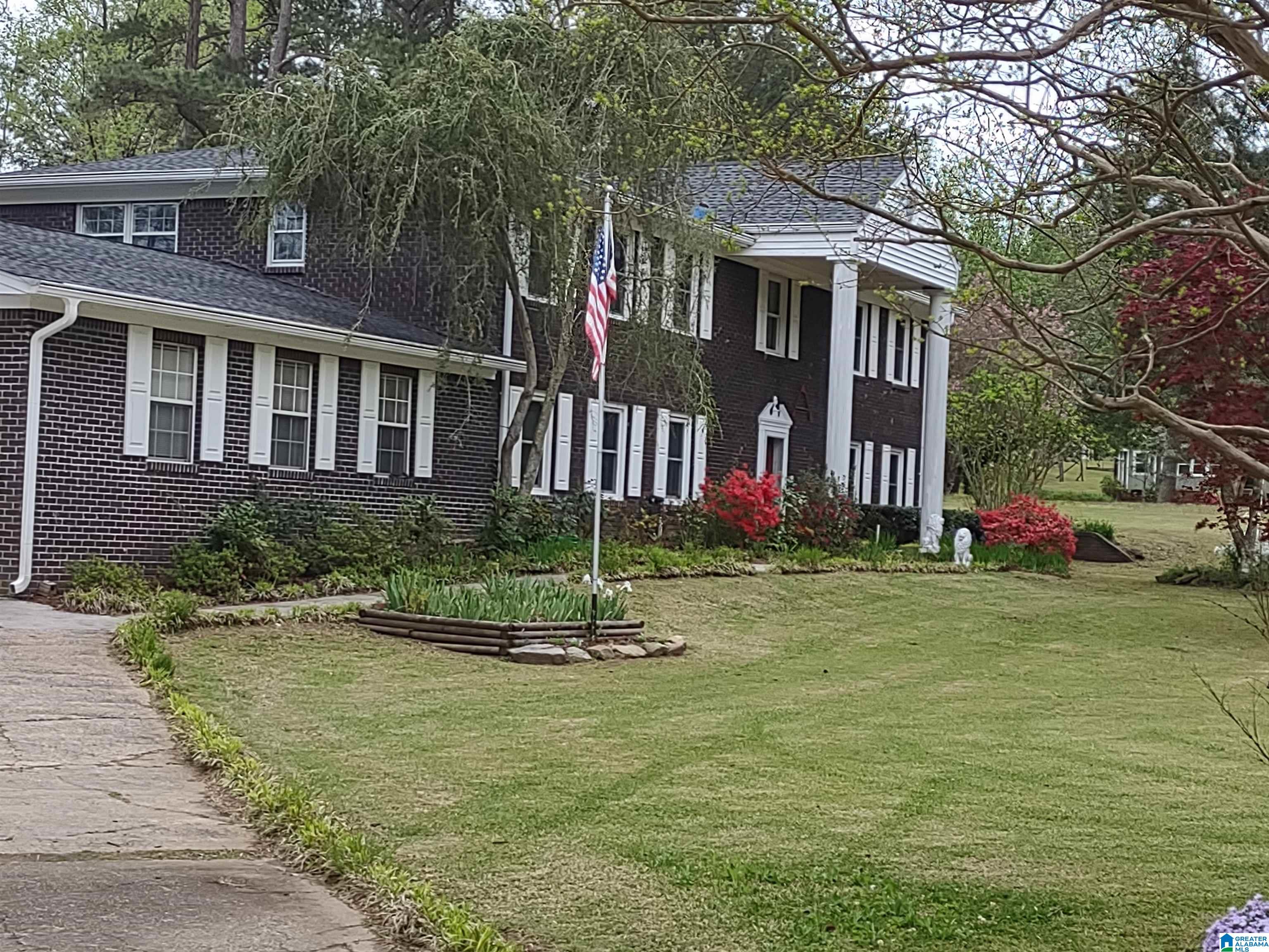 9417 Cumberland Hills Road Pinson, AL 35126 - Photo 3 of 38