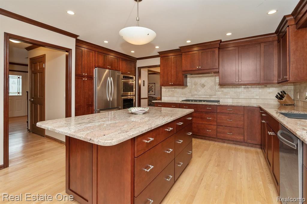 3449 Summit Ridge Drive Rochester Hills, MI 48306 - Photo 11 of 44