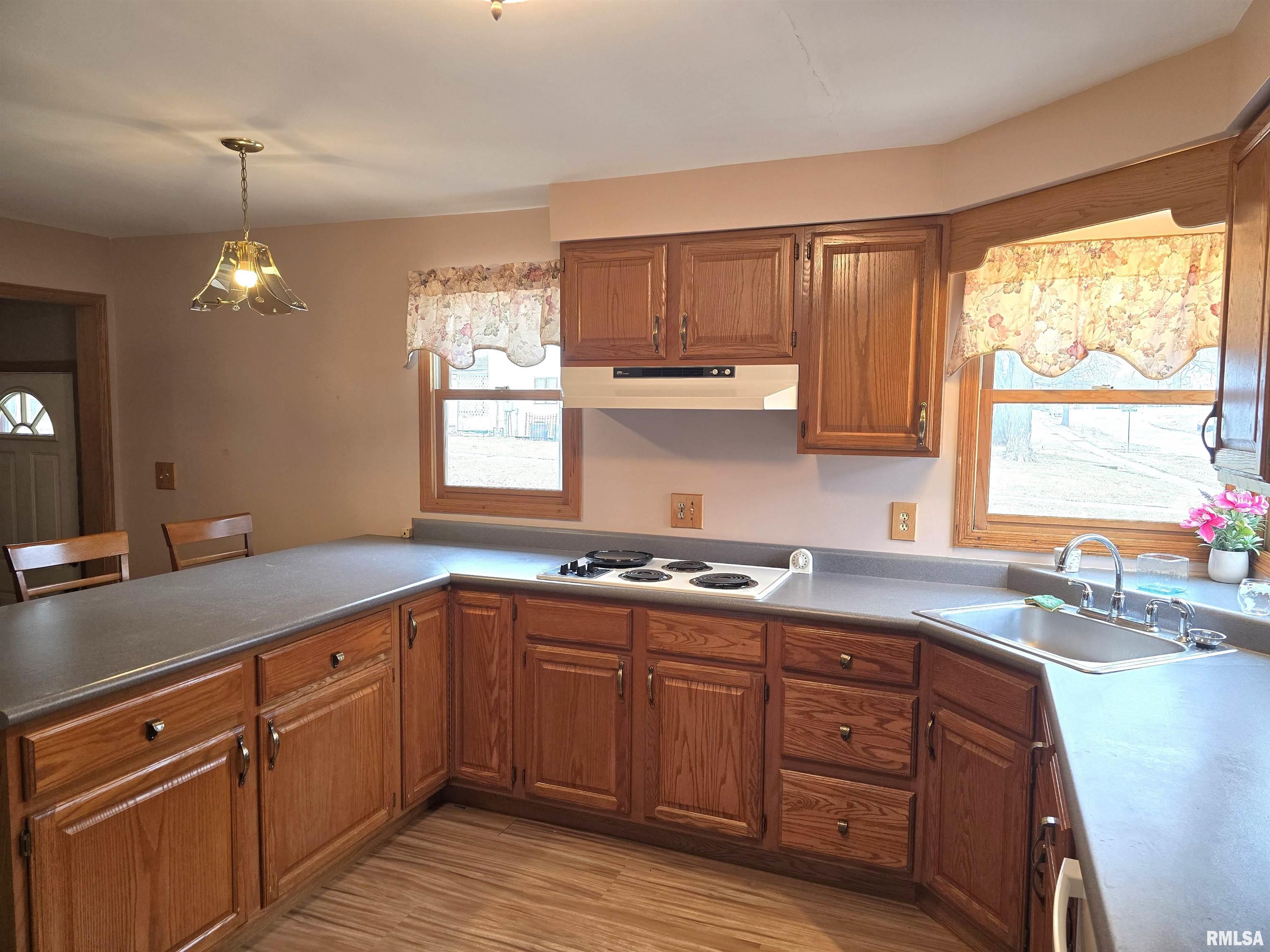 201 West Springfield Street Virginia, IL 62691 - Photo 12 of 31