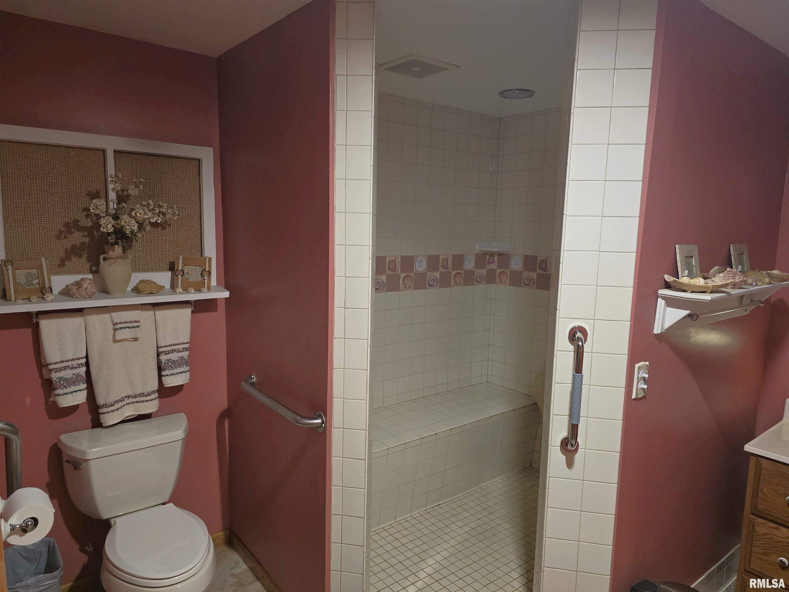 201 West Springfield Street Virginia, IL 62691 - Photo 13 of 31