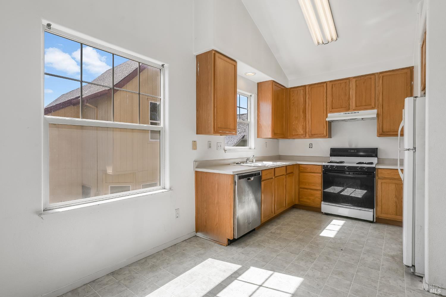 1212 Hidden Creek Place Santa Rosa, CA 95409 - Photo 16 of 22