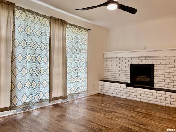 $185,000 | 414 South Westgate Avenue, Jacksonville, IL 62650