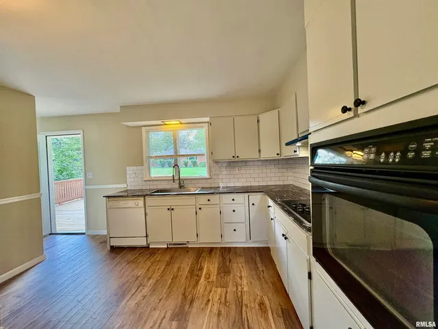 $199,000 | 414 South Westgate Avenue, Jacksonville, IL 62650