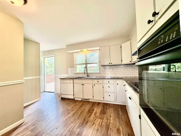 $185,000 | 414 South Westgate Avenue, Jacksonville, IL 62650