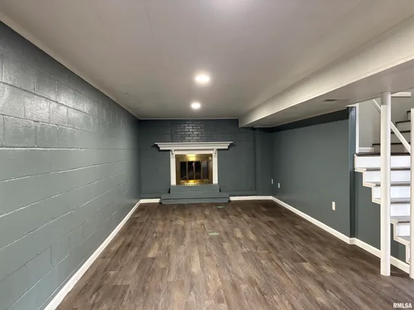 $185,000 | 414 South Westgate Avenue, Jacksonville, IL 62650