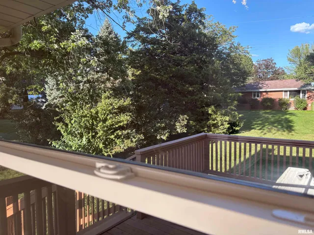 $199,000 | 414 South Westgate Avenue, Jacksonville, IL 62650