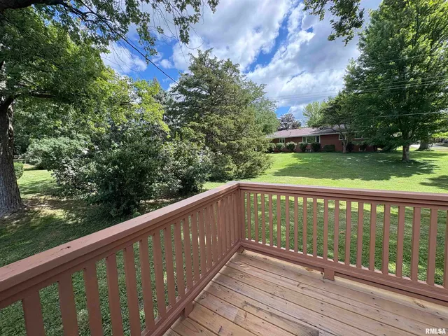 $199,000 | 414 South Westgate Avenue, Jacksonville, IL 62650