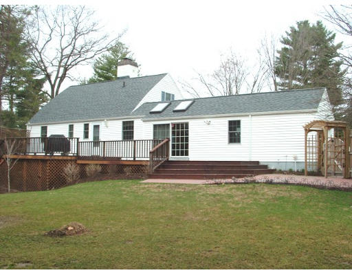 644 Springfield Street Wilbraham, MA 01095 - Photo 2 of 15 Gallery Image 2