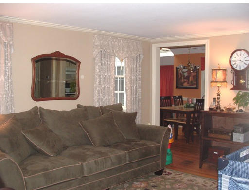 644 Springfield Street Wilbraham, MA 01095 - Photo 5 of 15 Gallery Image 5