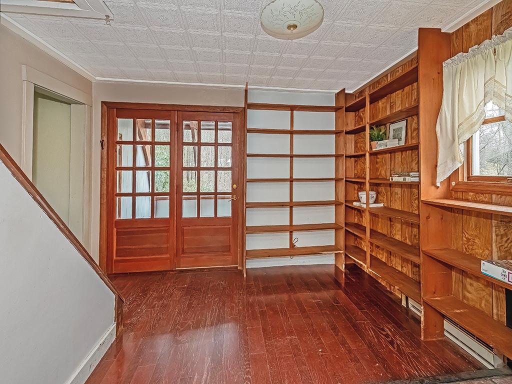 1283 Martin Road Apollo, PA 15613 - Photo 10 of 24 a view of walk in closet with empty racks