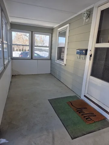 $4,500 | 292 West Wyoming Avenue, Unit 292, Stoneham, MA 02180