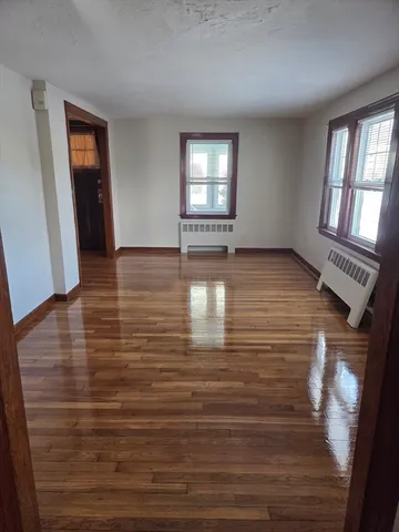 $4,500 | 292 West Wyoming Avenue, Unit 292, Stoneham, MA 02180