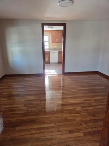 $4,500 | 292 West Wyoming Avenue, Unit 292, Stoneham, MA 02180