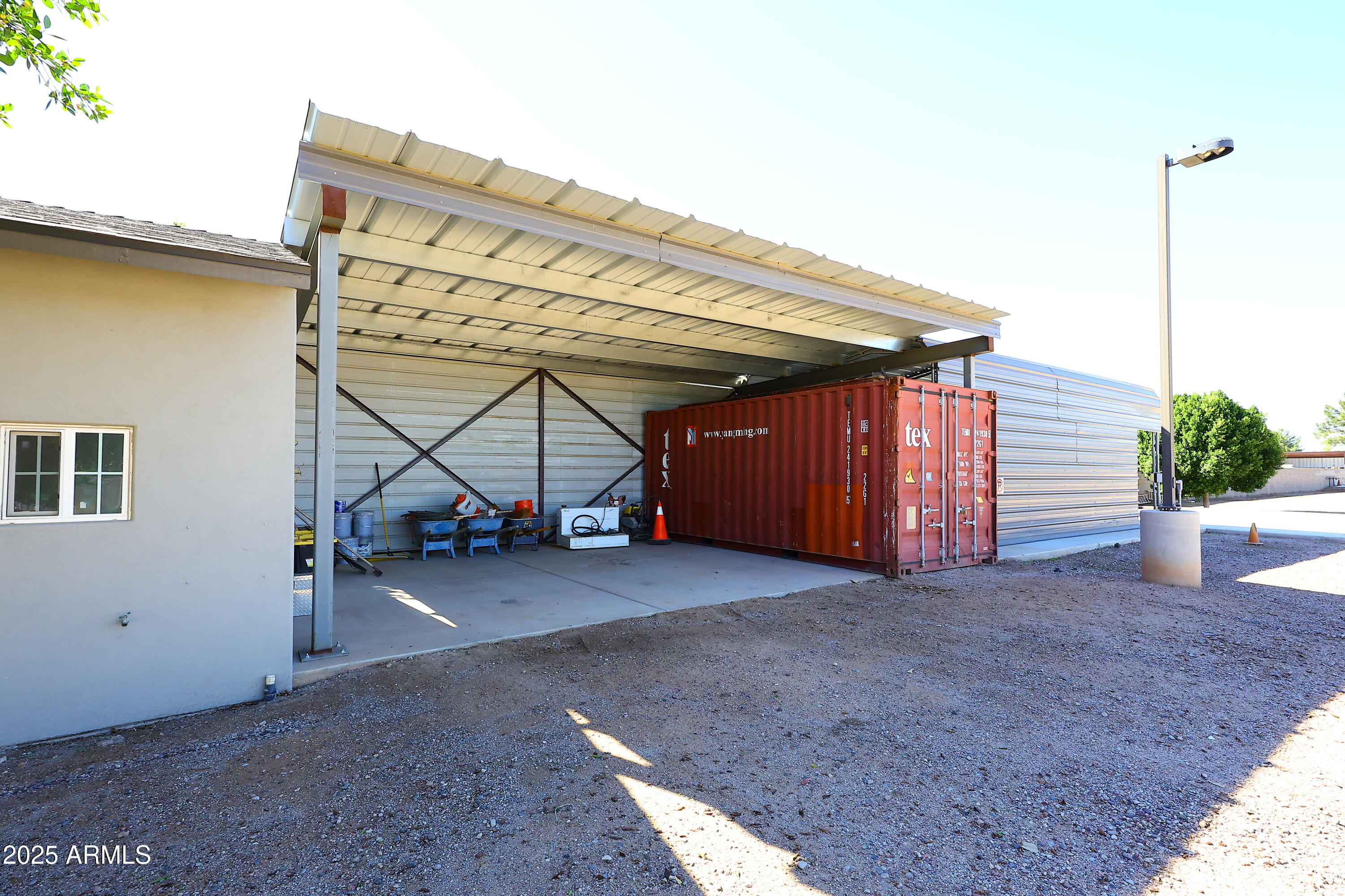 1810 South Lindsay Road Gilbert, AZ 85295 - Photo 29 of 80 Extra Covered Work Area