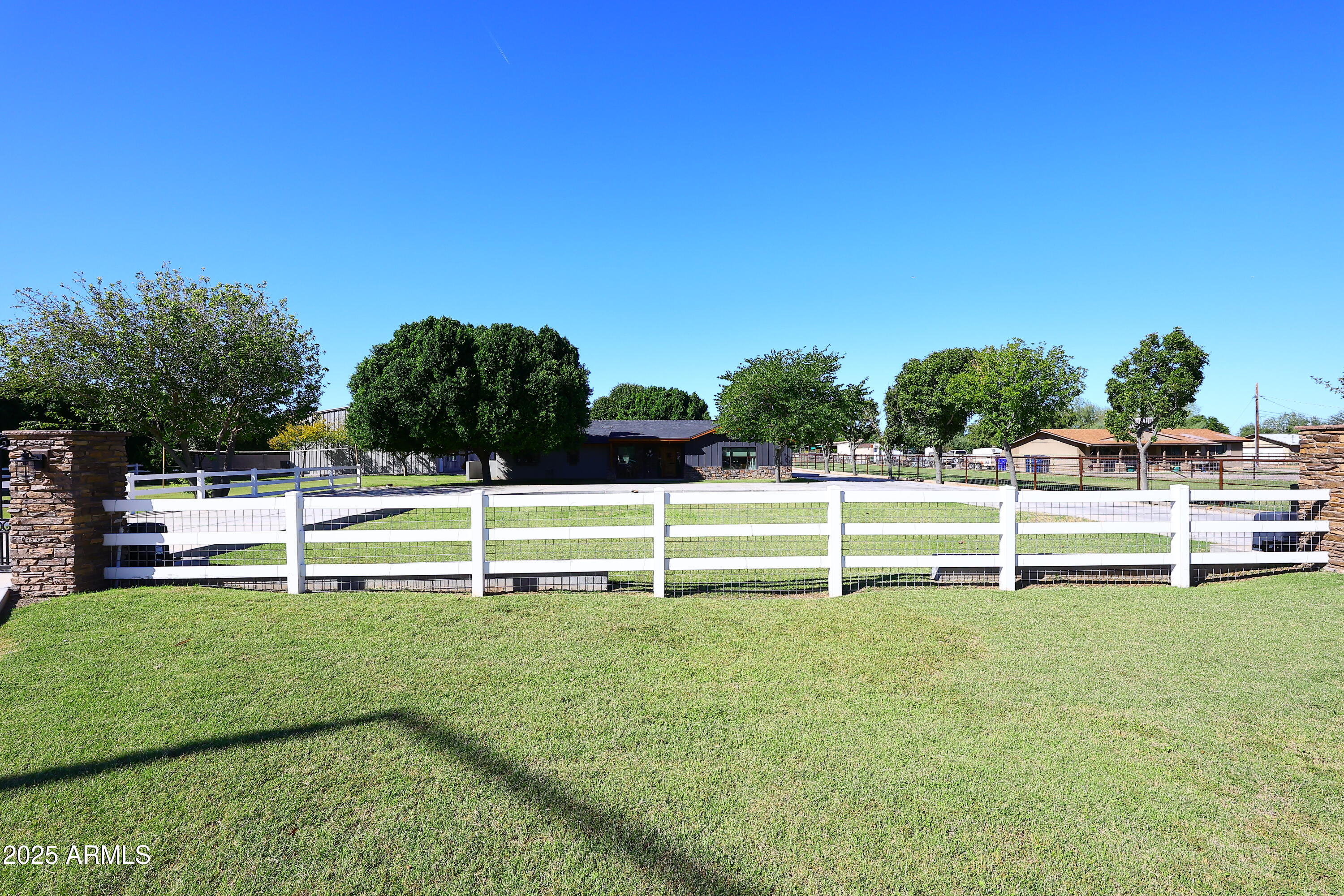 1810 South Lindsay Road Gilbert, AZ 85295 - Photo 8 of 80 Street View