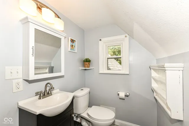 $599,000 | 7320 Highland Road, Indianapolis, IN 46268