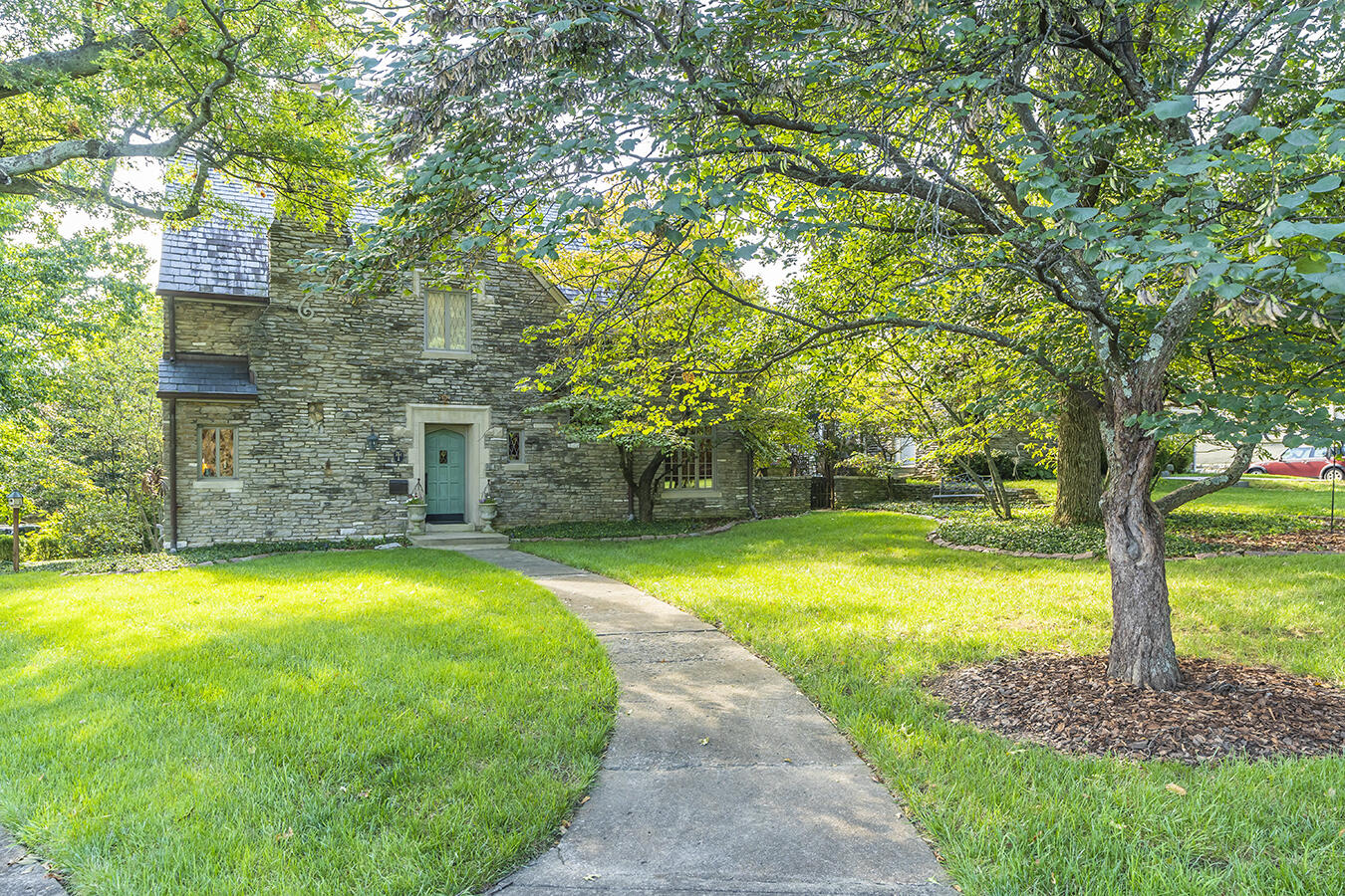 1405 Tates Creek Road Lexington, KY 40502 - Photo 2 of 53 1405tatescreek02 copy