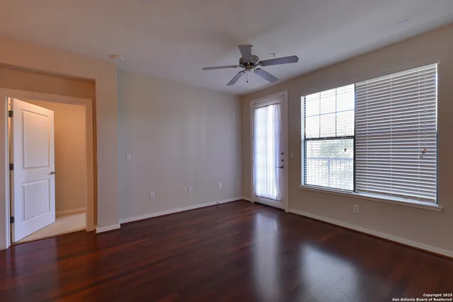 $1,450 | 7342 Oak Manor, Unit 7104, San Antonio, TX 78229
