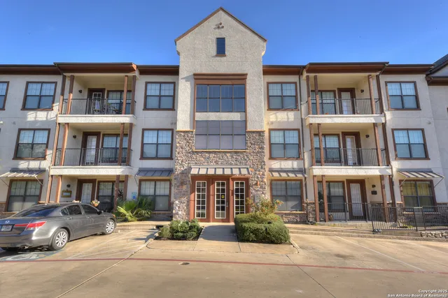 $1,450 | 7342 Oak Manor, Unit 7104, San Antonio, TX 78229