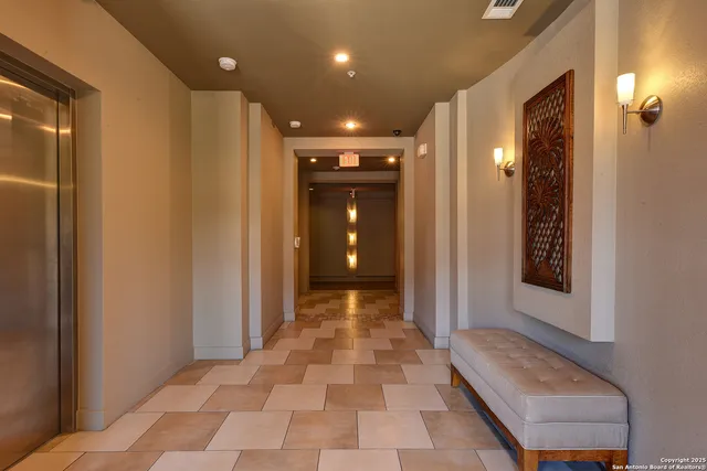 $1,450 | 7342 Oak Manor, Unit 7104, San Antonio, TX 78229