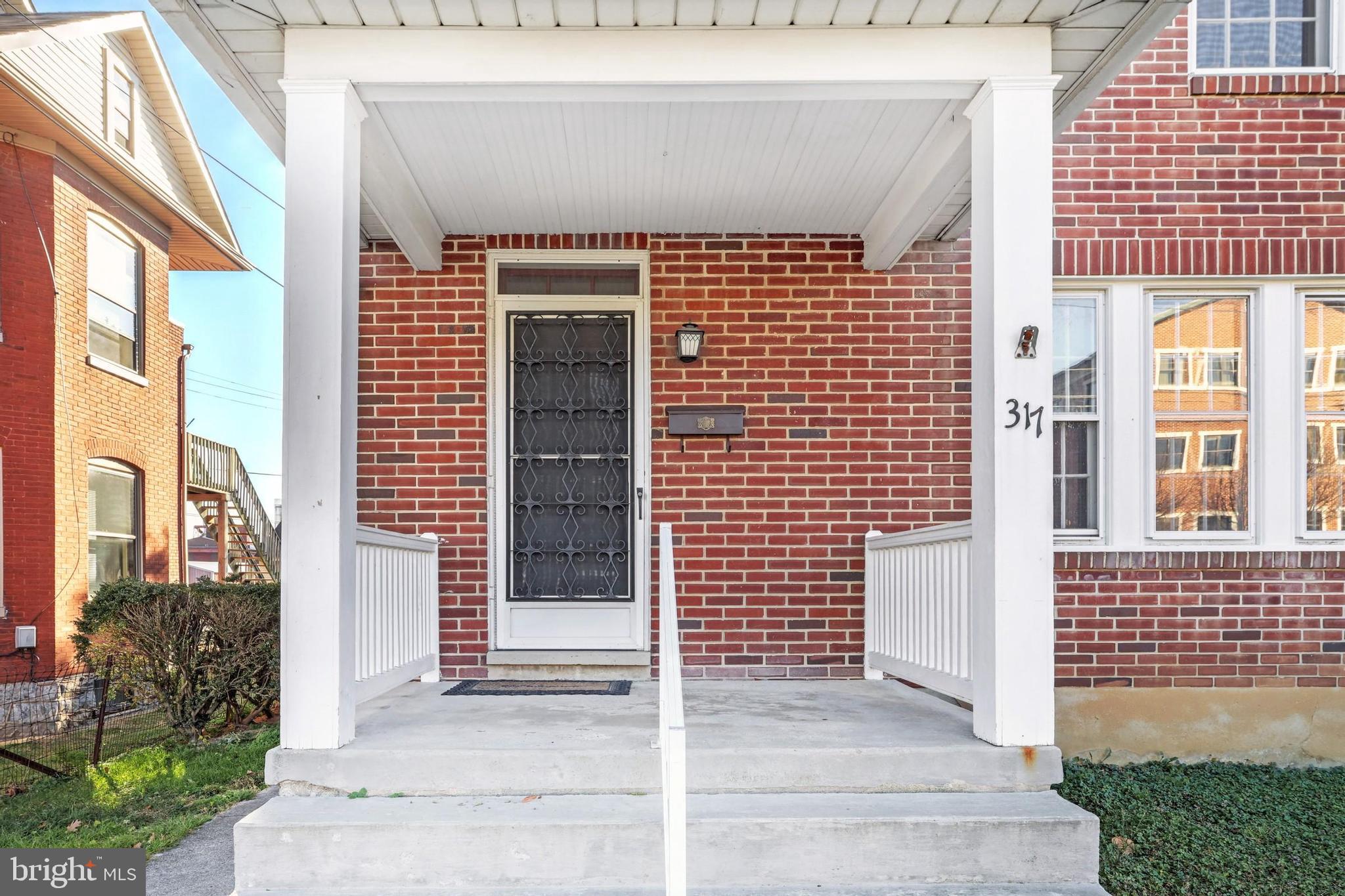 317 Stock Street Hanover, PA 17331 - Photo 4 of 30 Gallery Image 4