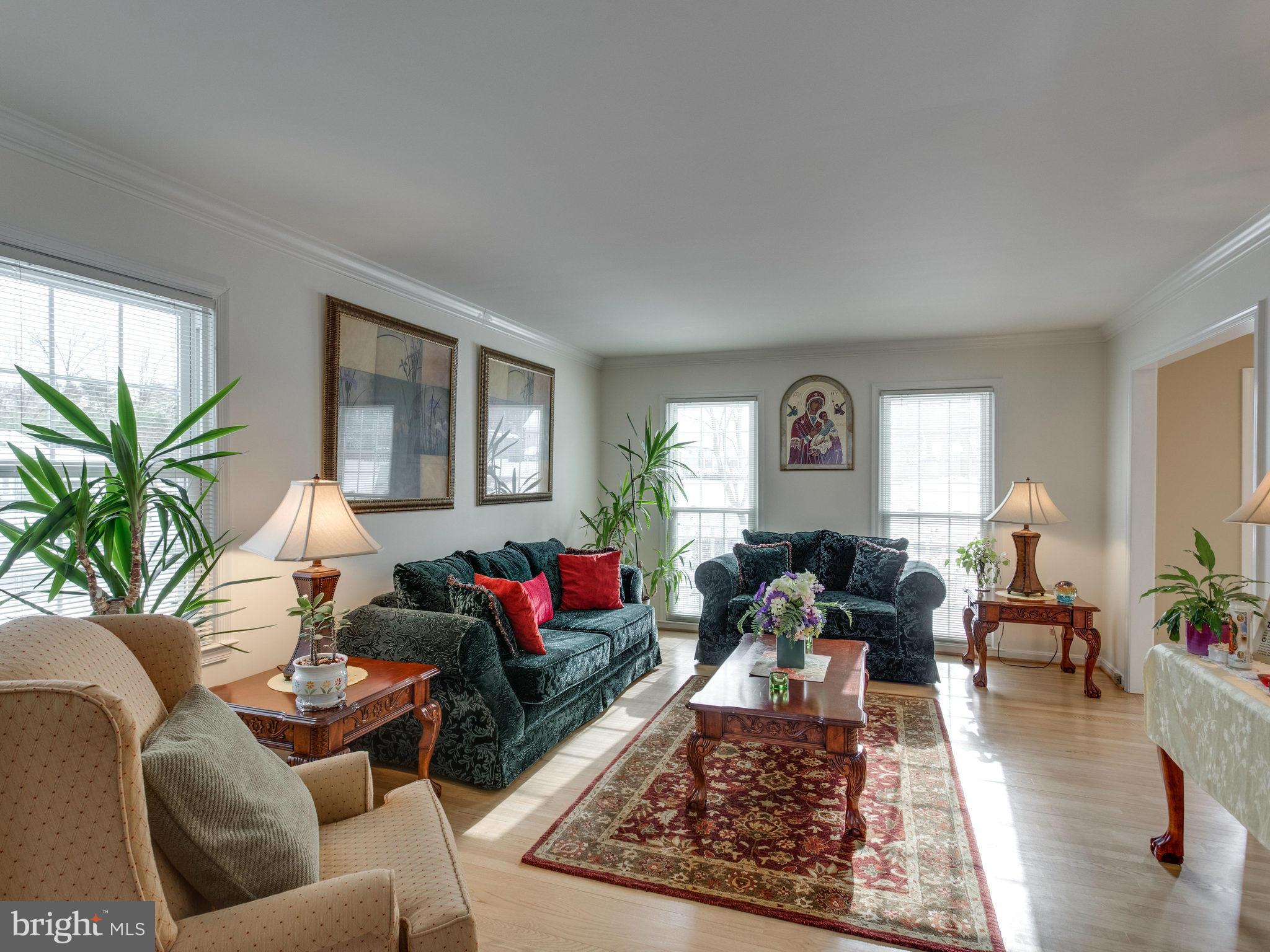 1809 Chapel Hill Road Silver Spring, MD 20906 - Photo 3 of 30 Living Room