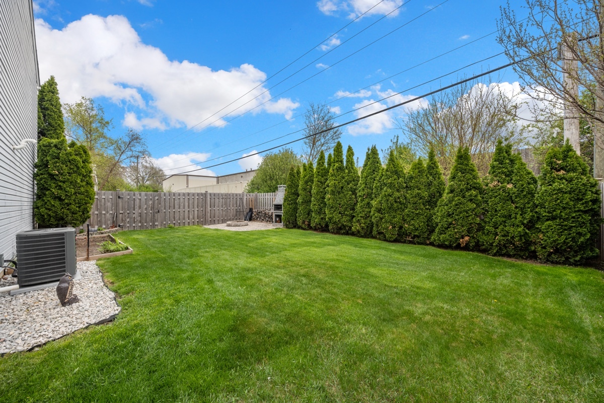 702 Windsor Lane Romeoville, IL 60446 - Photo 5 of 29 Gallery Image 5