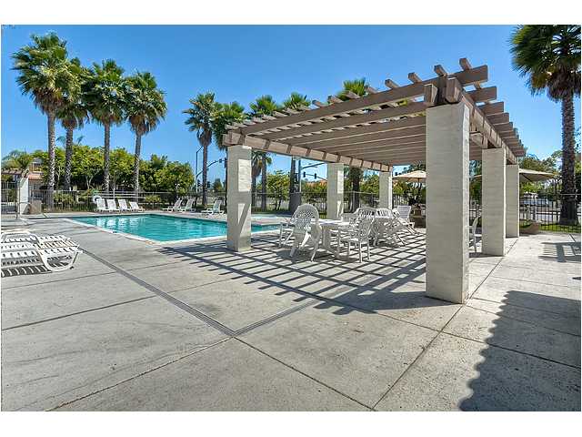 1470 Rancho Rose Way, Unit 32 Oceanside, CA 92057 - Photo 14 of 16 Gallery Image 14