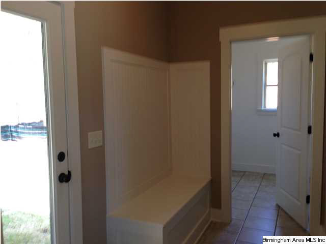 892 Valley Circle Leeds, AL 35094 - Photo 15 of 21
