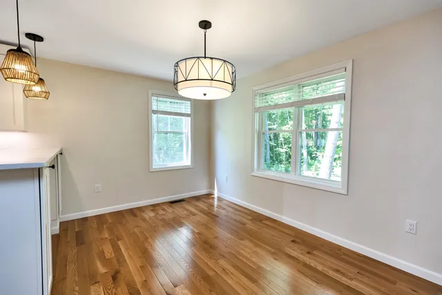 $3,150 | 240 Knollwood Way, Manchester, NH 03102