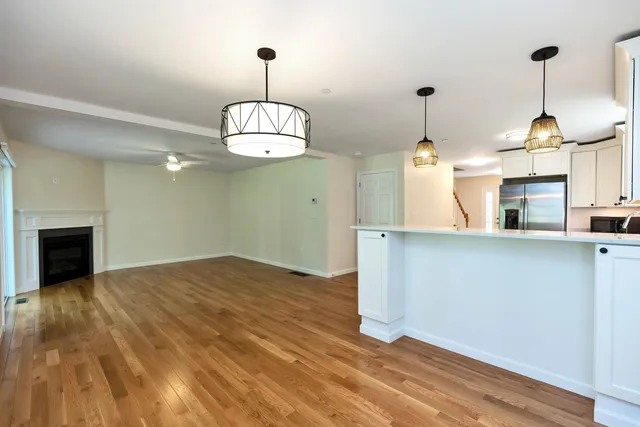 $3,150 | 240 Knollwood Way, Manchester, NH 03102