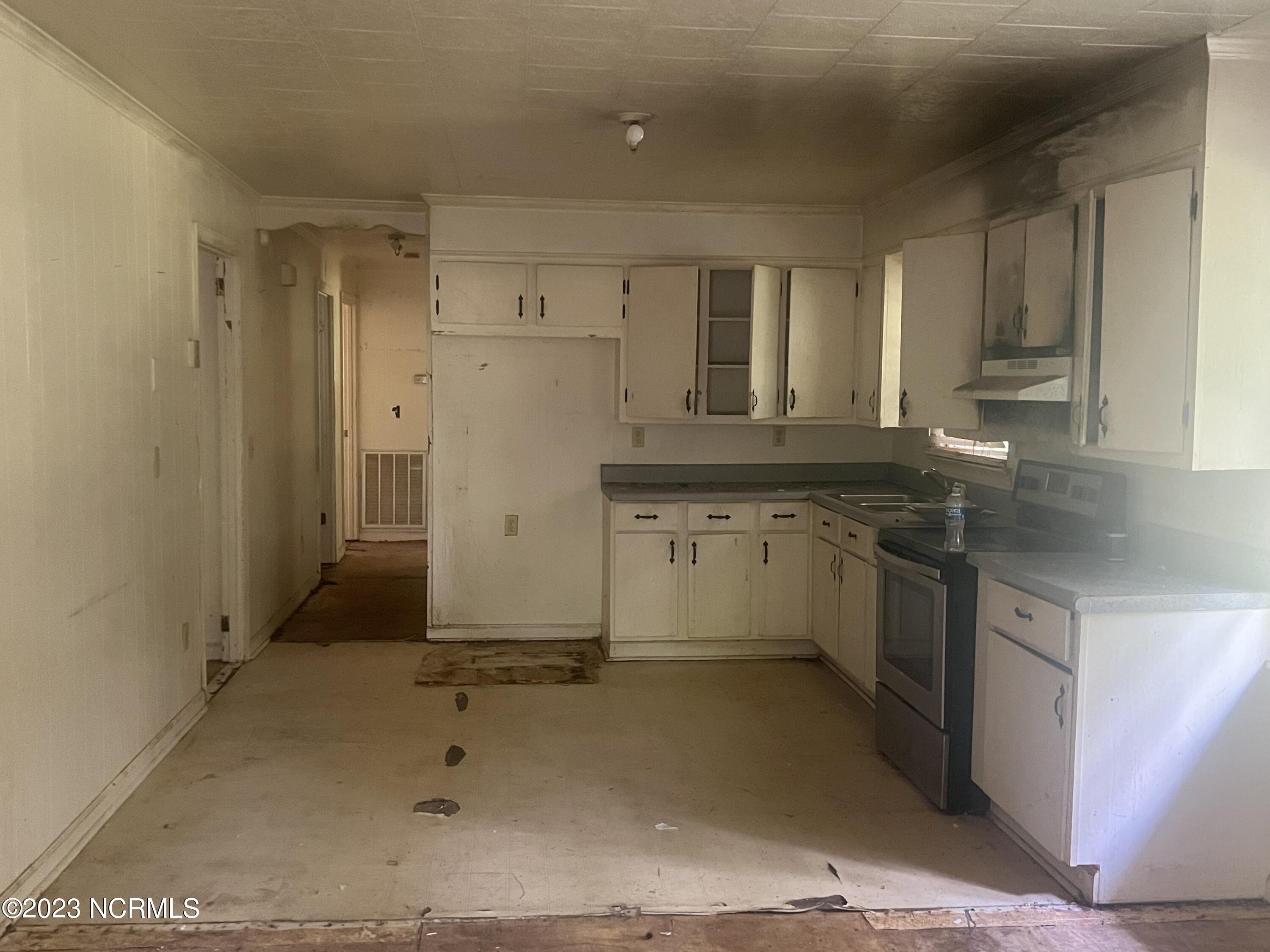 2970 Backwoods Road Roper, NC 27970 - Photo 7 of 8 Kitchen