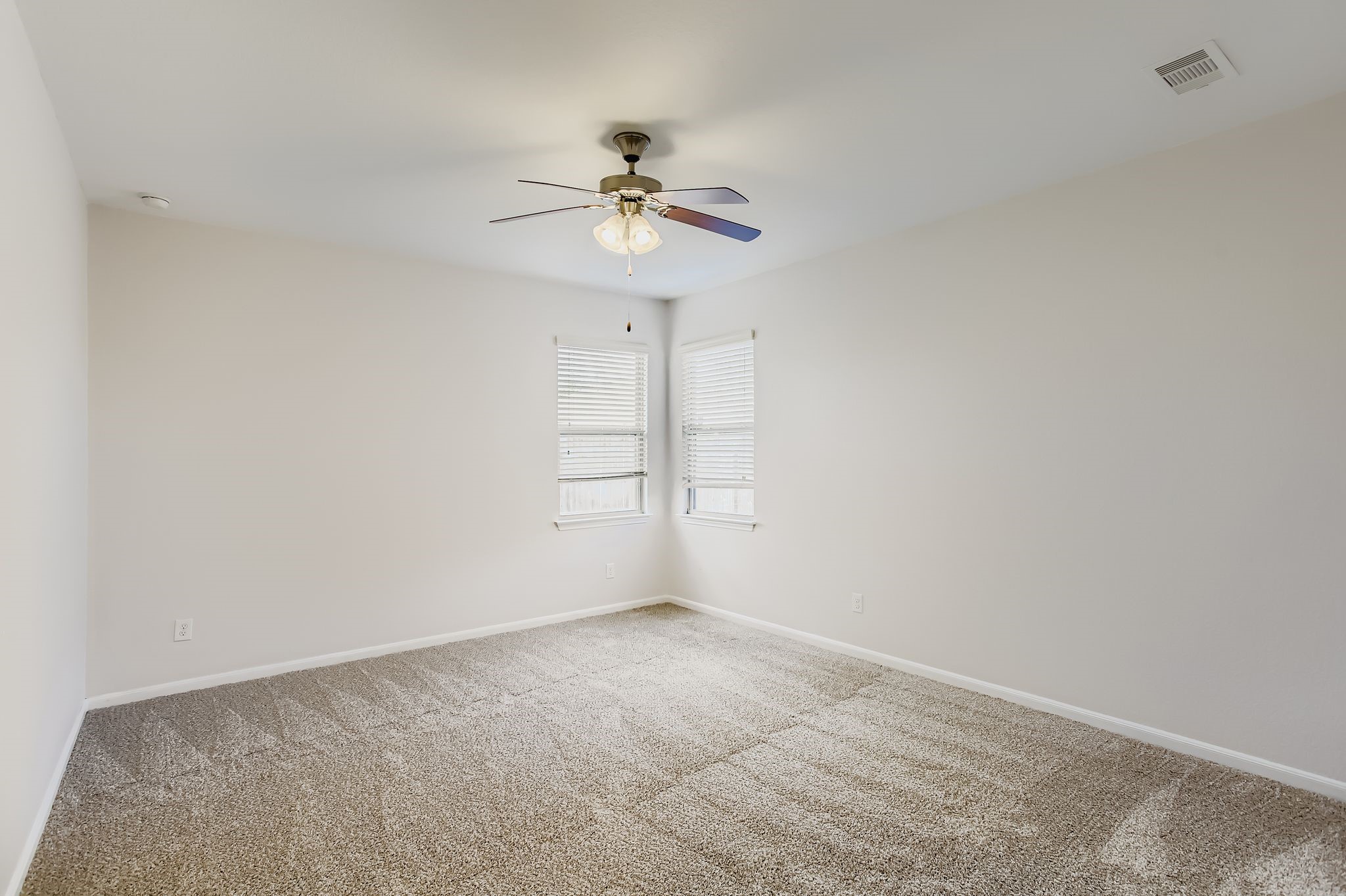 25243 Saddlebrook Ranch Drive Tomball, TX 77375 - Photo 8 of 27