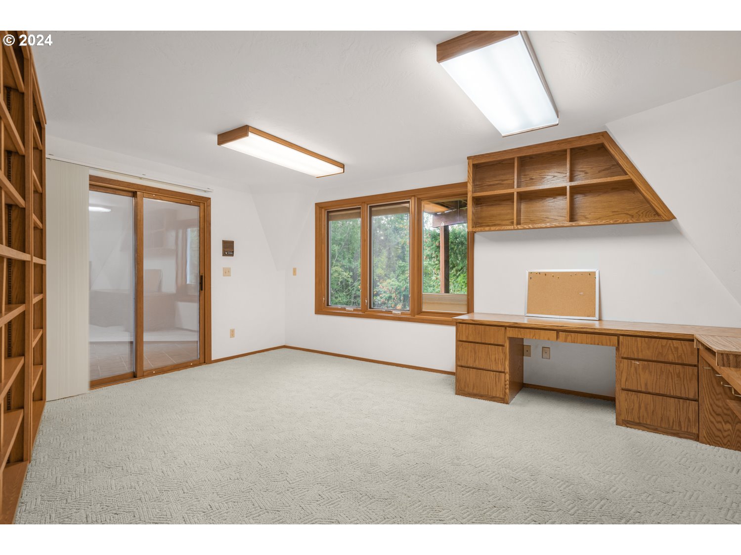 2626 Northwest 83rd Place Portland, OR 97229 - Photo 13 of 46