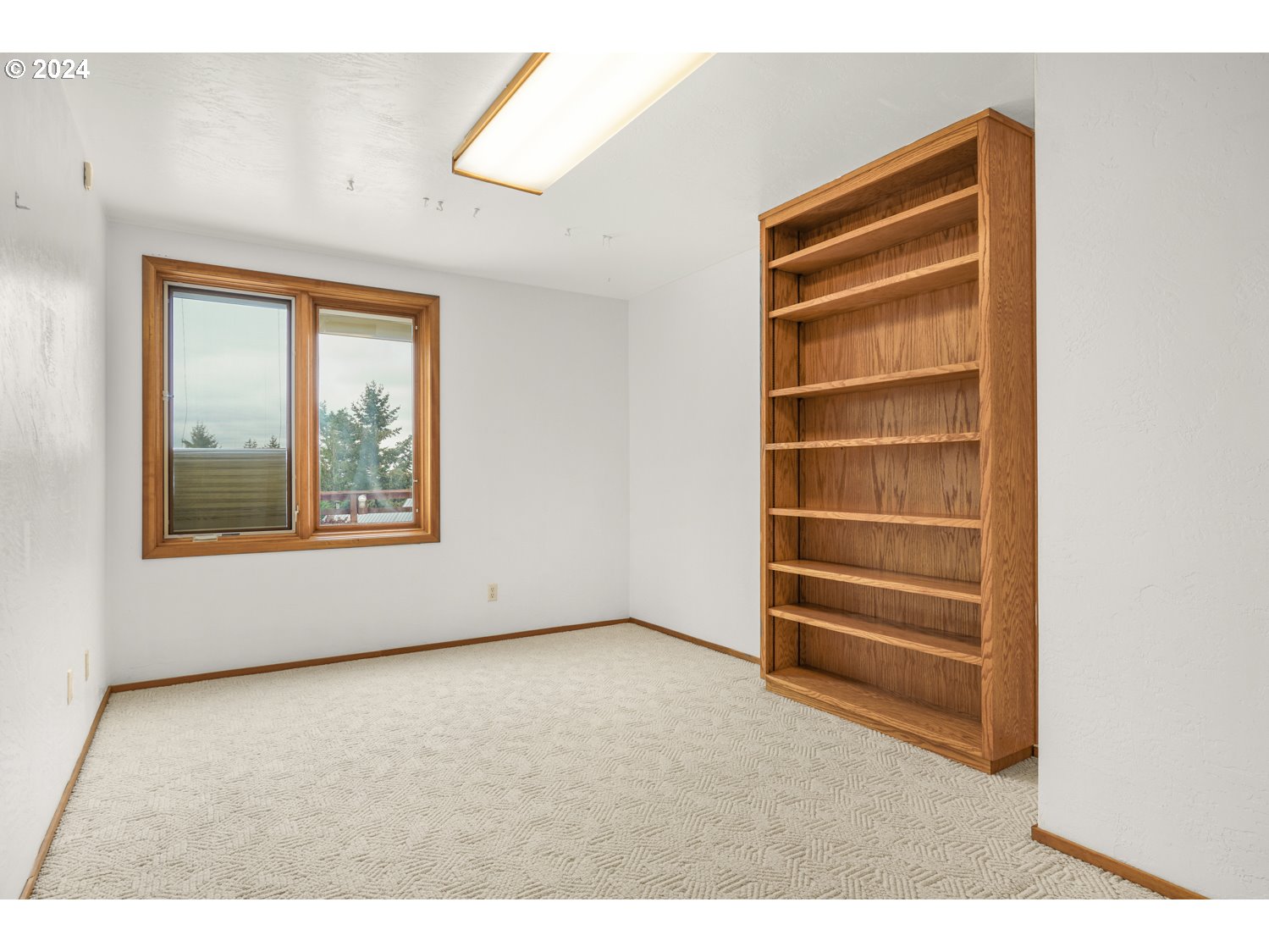 2626 Northwest 83rd Place Portland, OR 97229 - Photo 24 of 46