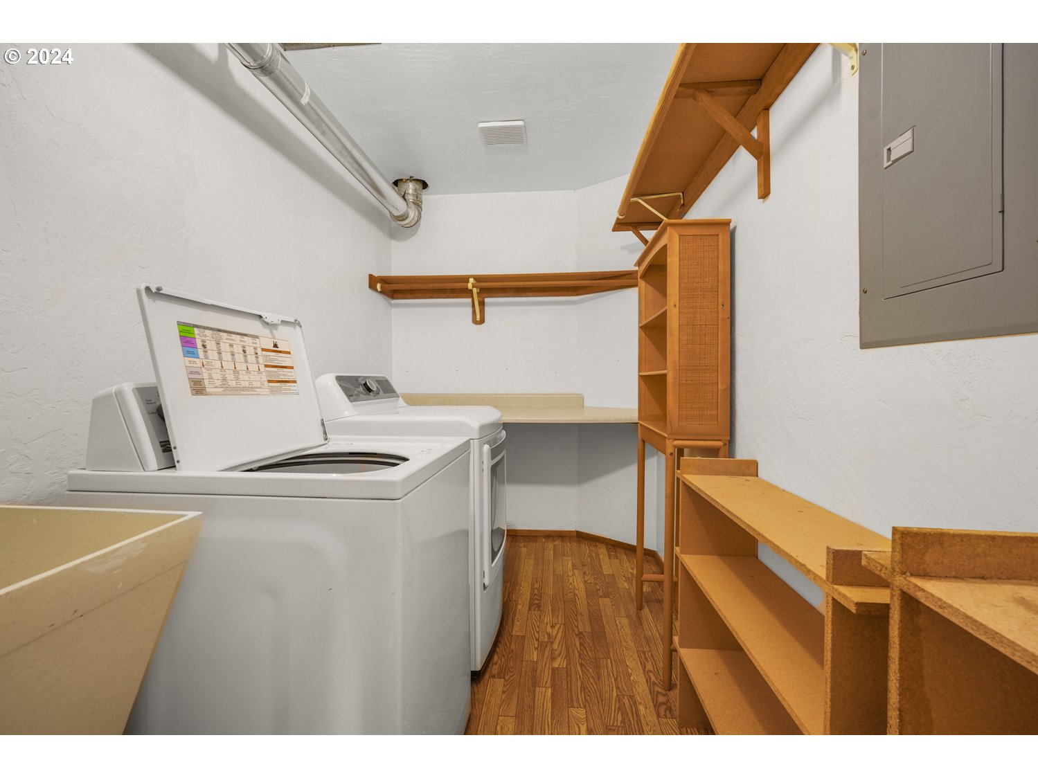 2626 Northwest 83rd Place Portland, OR 97229 - Photo 27 of 46