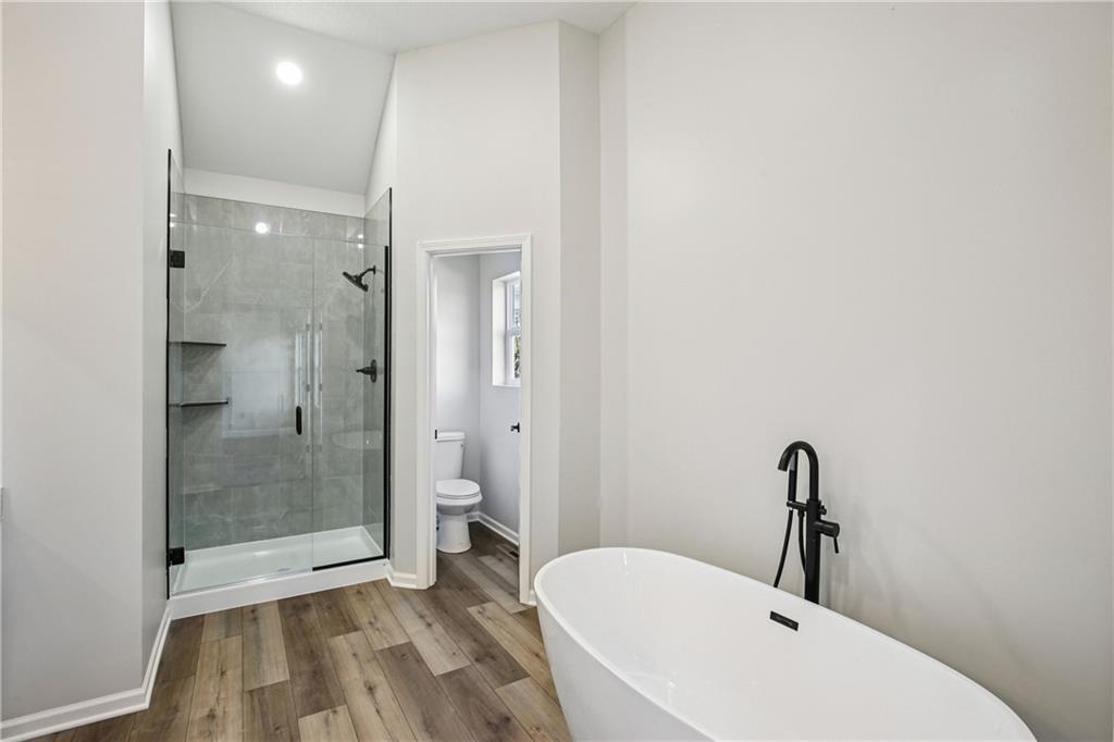 319 Northeast 51st Road Warrensburg, MO 64093 - Photo 7 of 8