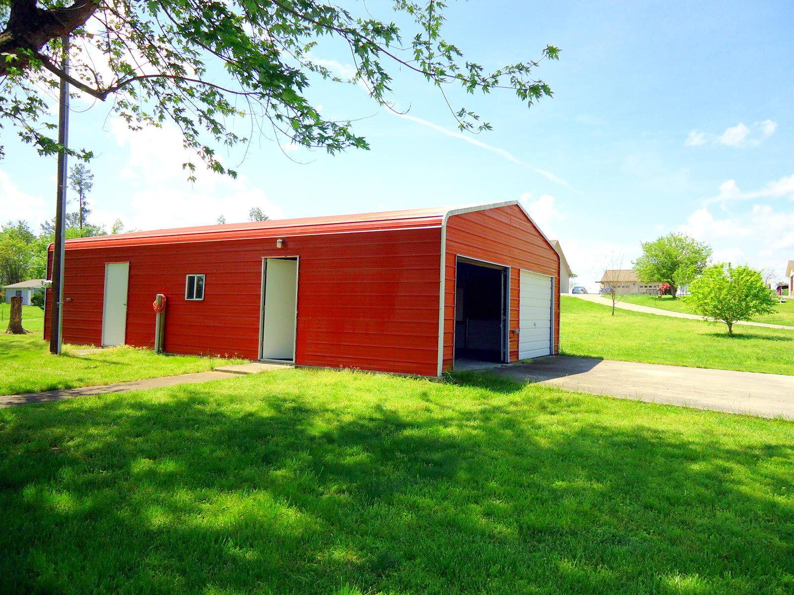 1163 Spring Road Madisonville, TN 37354 - Photo 2 of 40 02-DSC02052