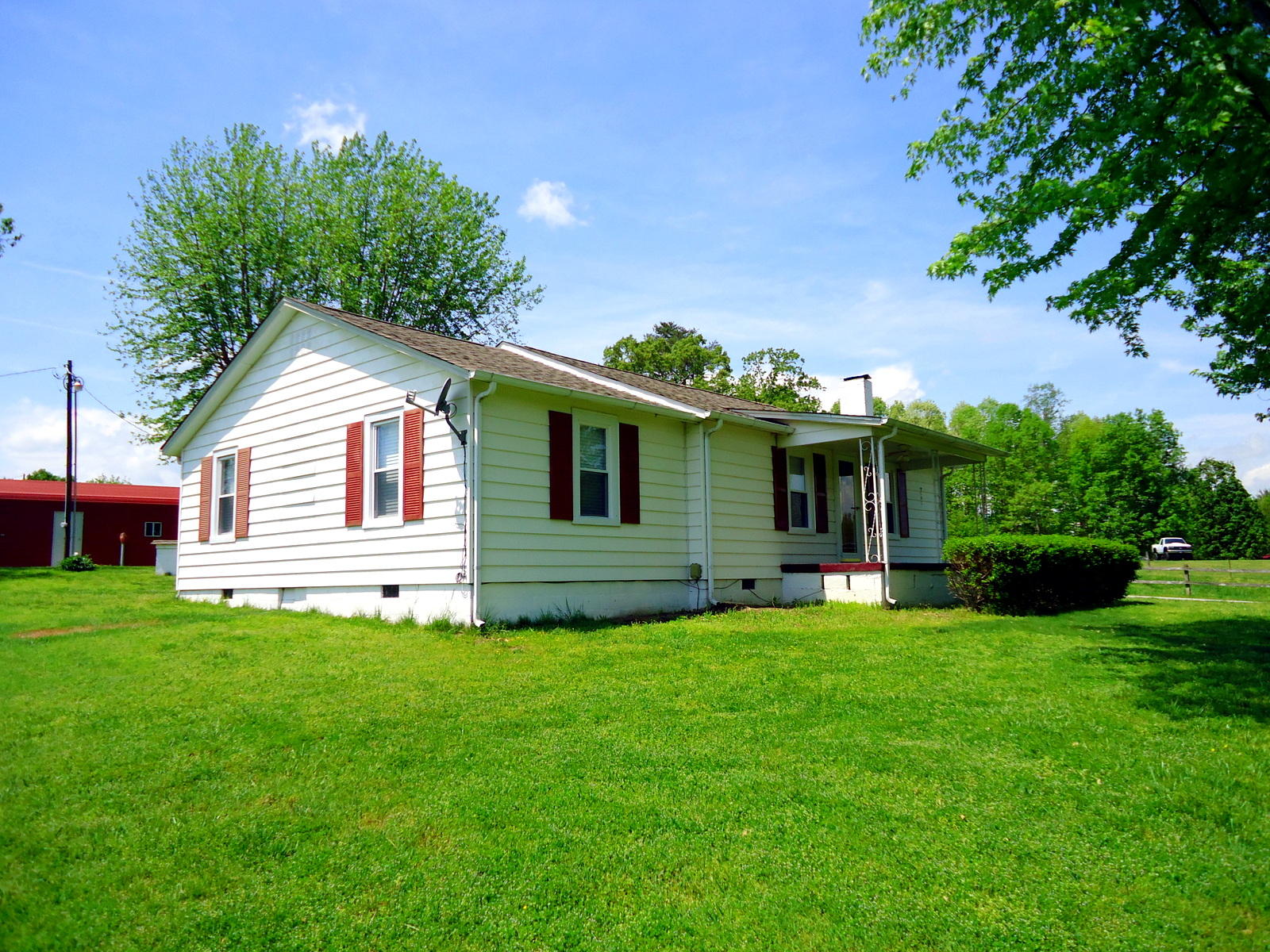 1163 Spring Road Madisonville, TN 37354 - Photo 8 of 40 08-DSC02067